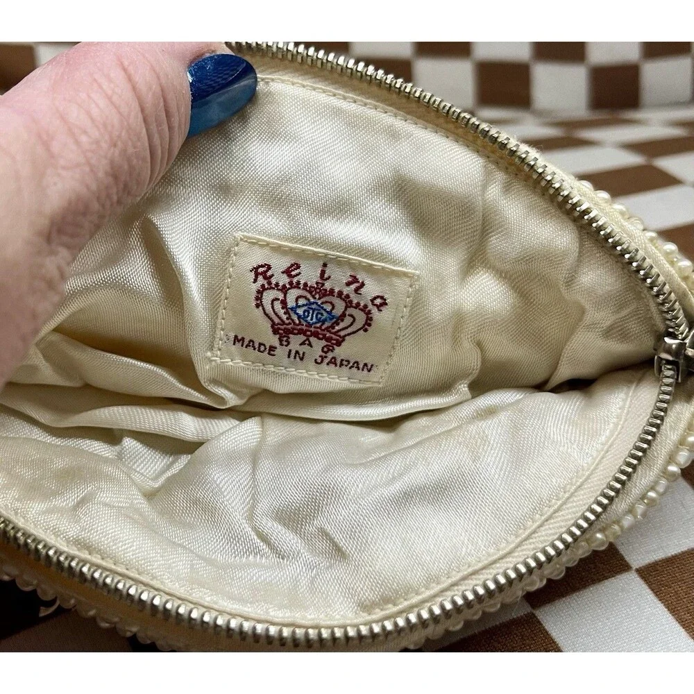 Vintage 1950's Reina Oval Pearl Beaded Evening Bag 7